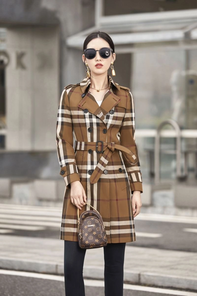Comfortable Burberry Outwear 103773