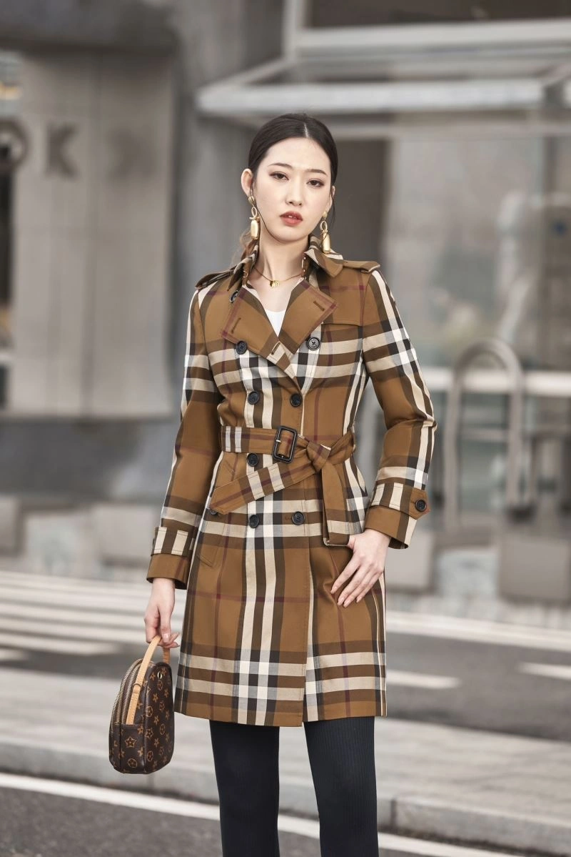 Comfortable Burberry Outwear 103773