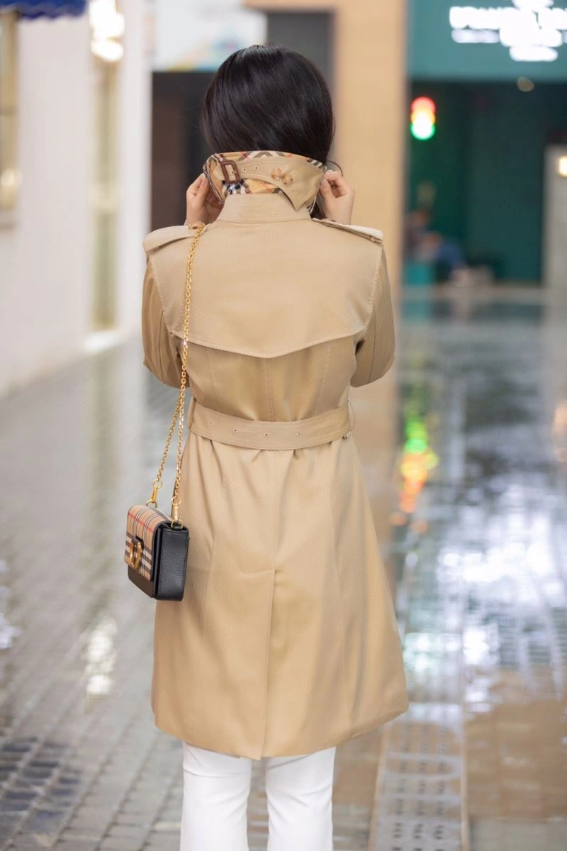 Seasonal Burberry Outwear 103729