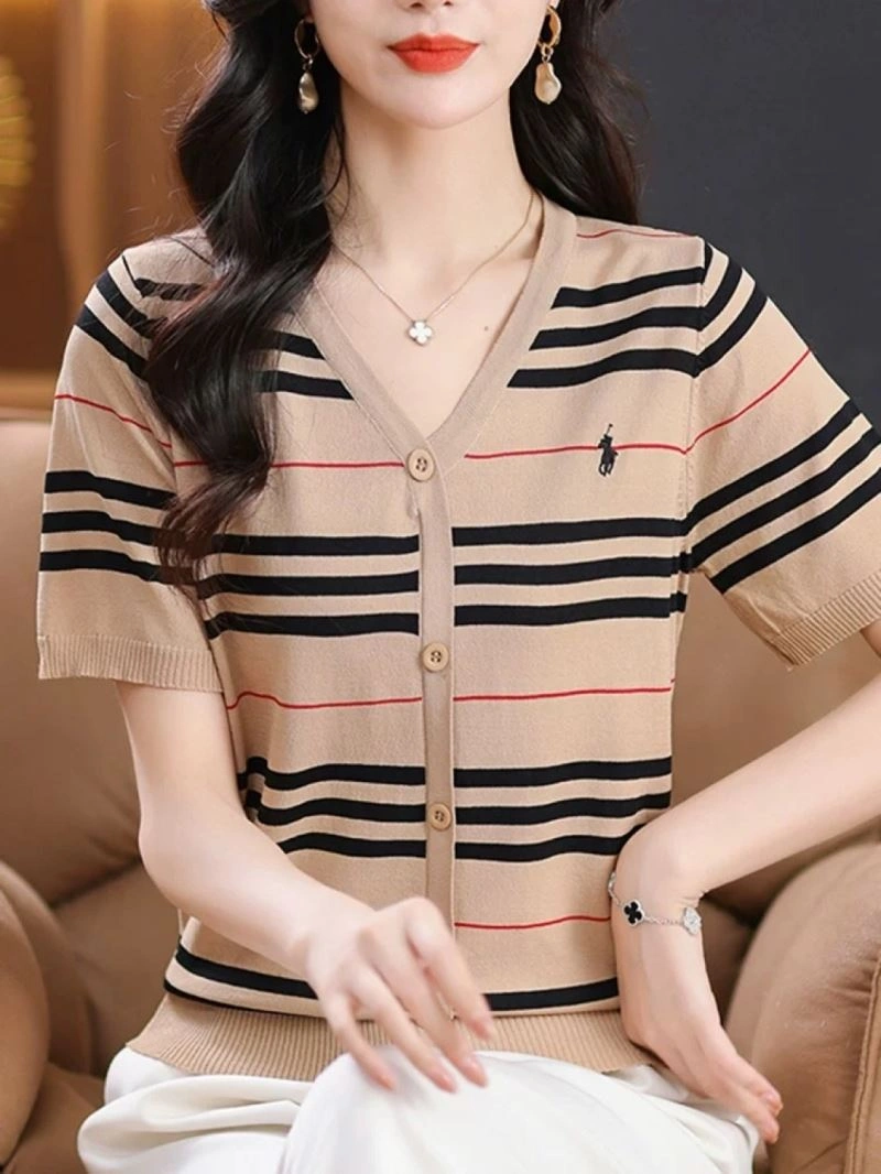 Burberry Outwear TimelessDesign 103724