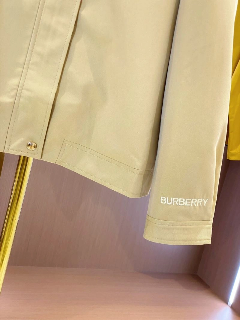 RelaxedFit Burberry Outwear 103756