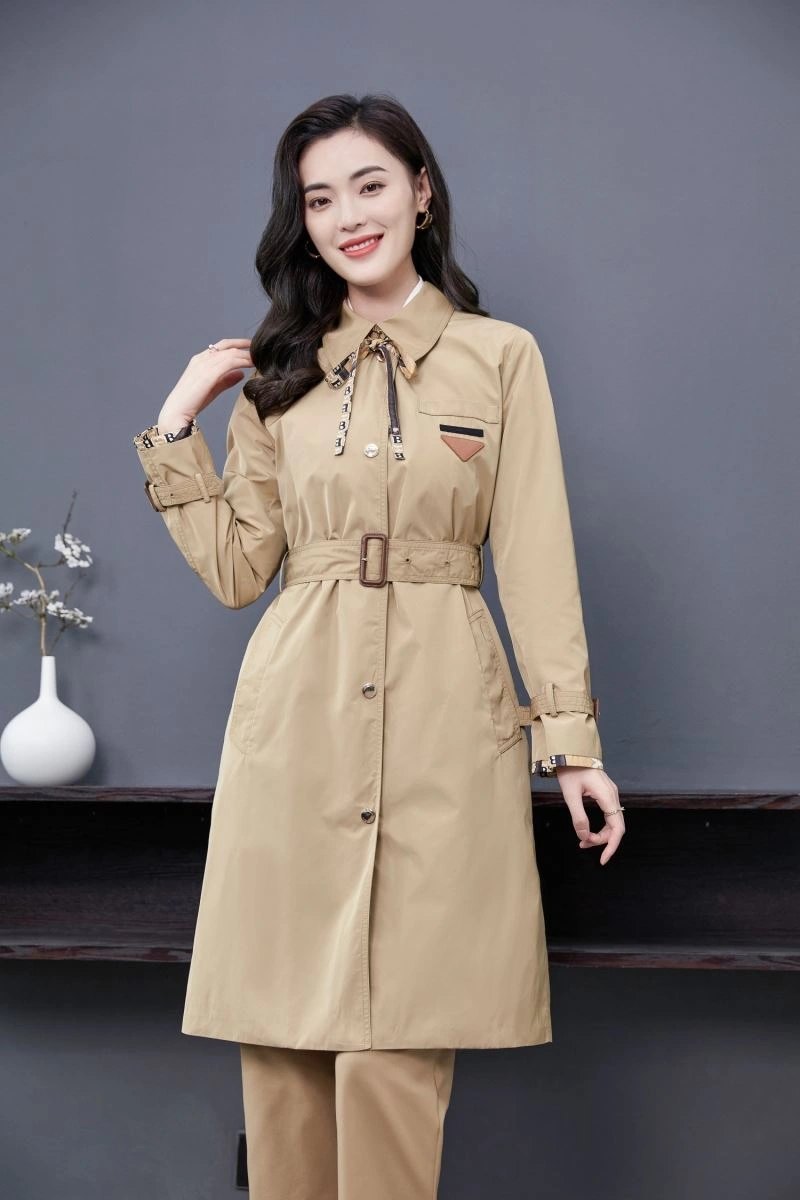 Breathable Burberry Outwear 103722