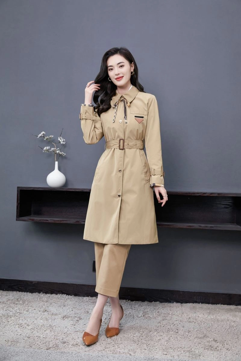 Breathable Burberry Outwear 103722