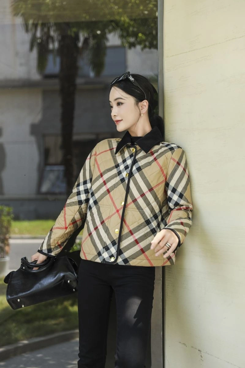 StreetReady Burberry Outwear 103717