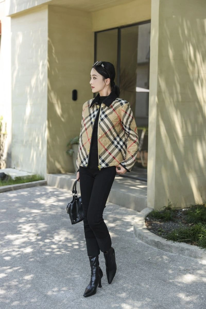 StreetReady Burberry Outwear 103717