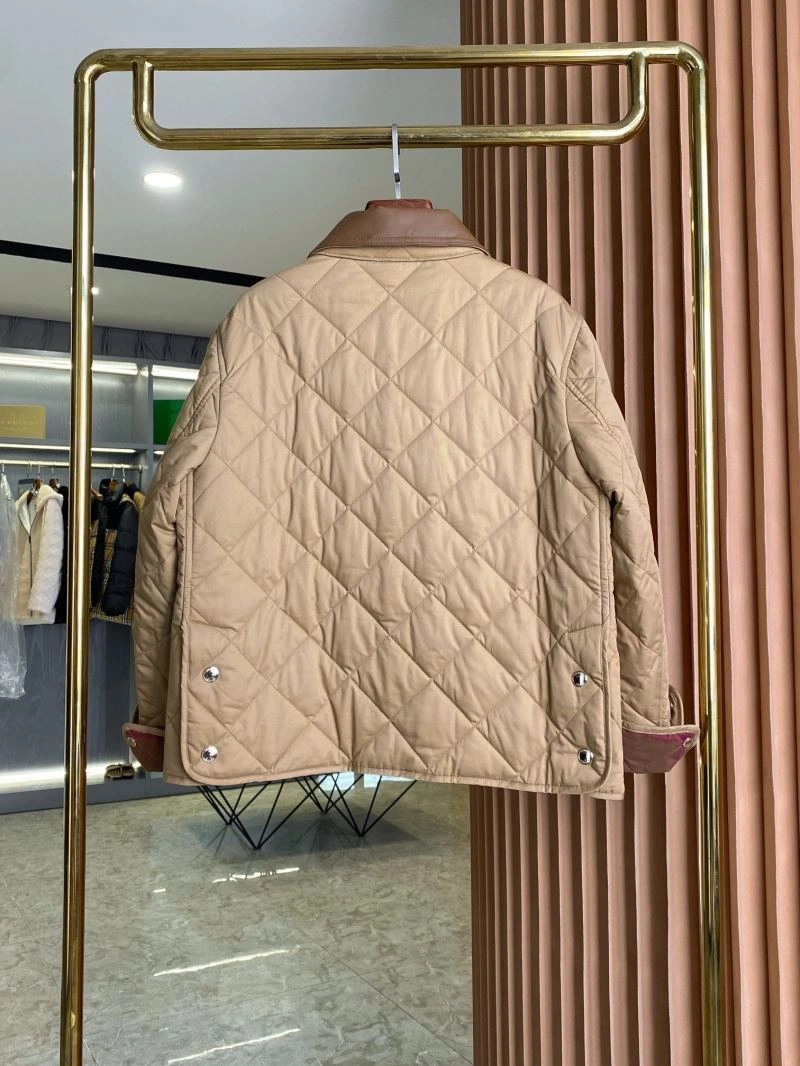 Burberry Outwear Unisex 103747