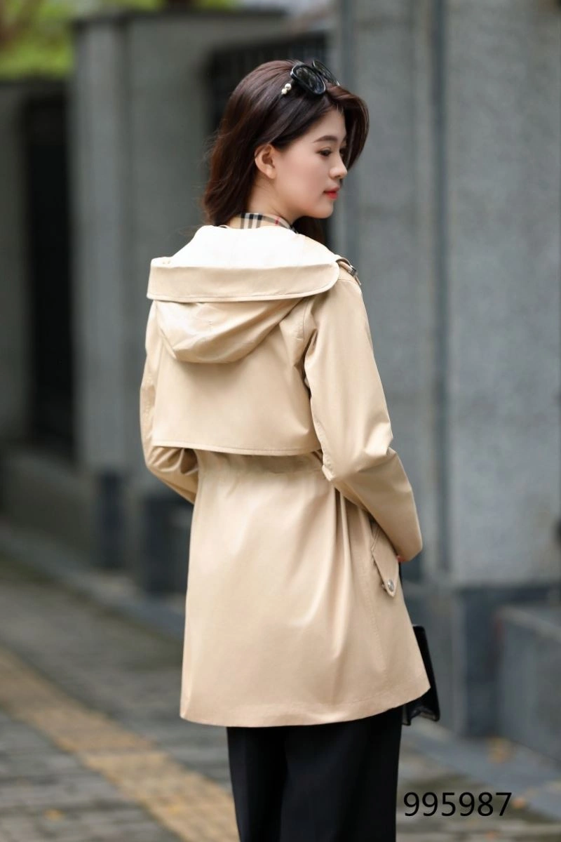 Trendsetting Burberry Outwear 103698