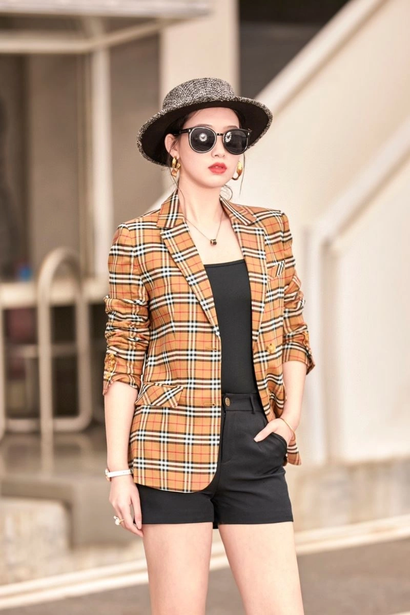 Burberry Outwear NewStyle 103693