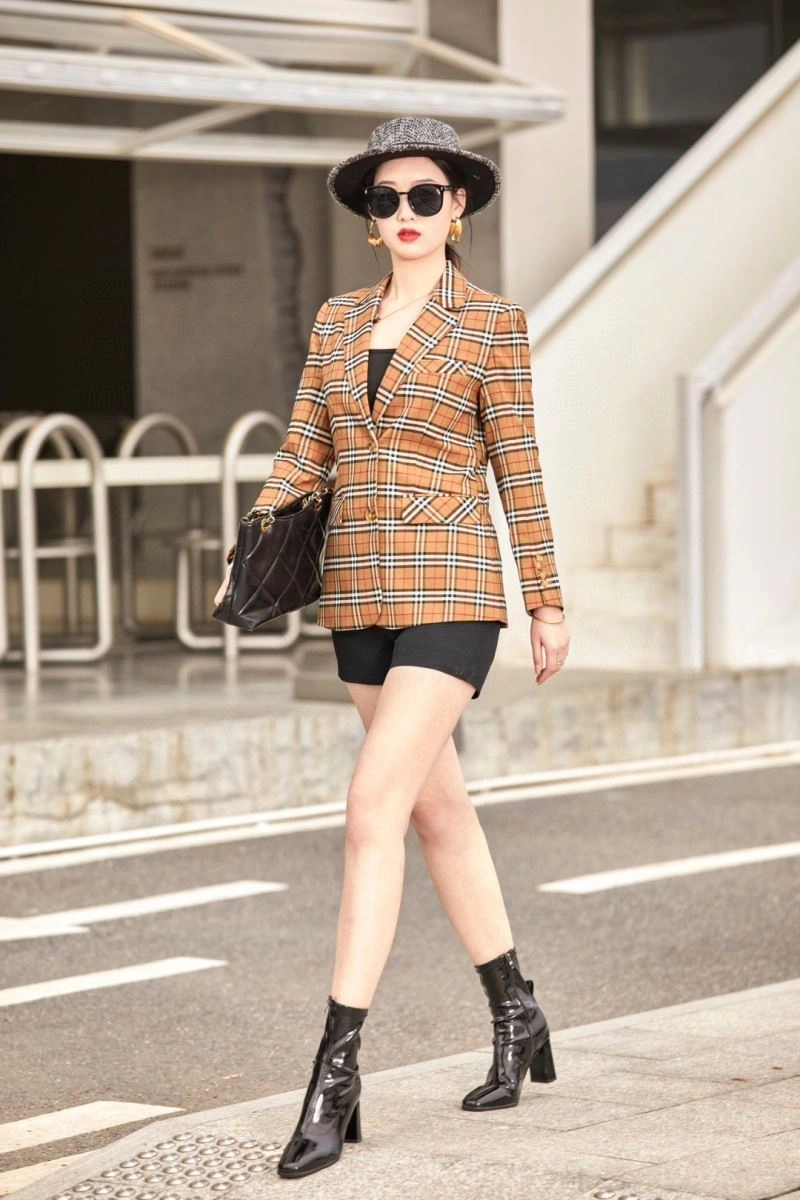 Burberry Outwear NewStyle 103693