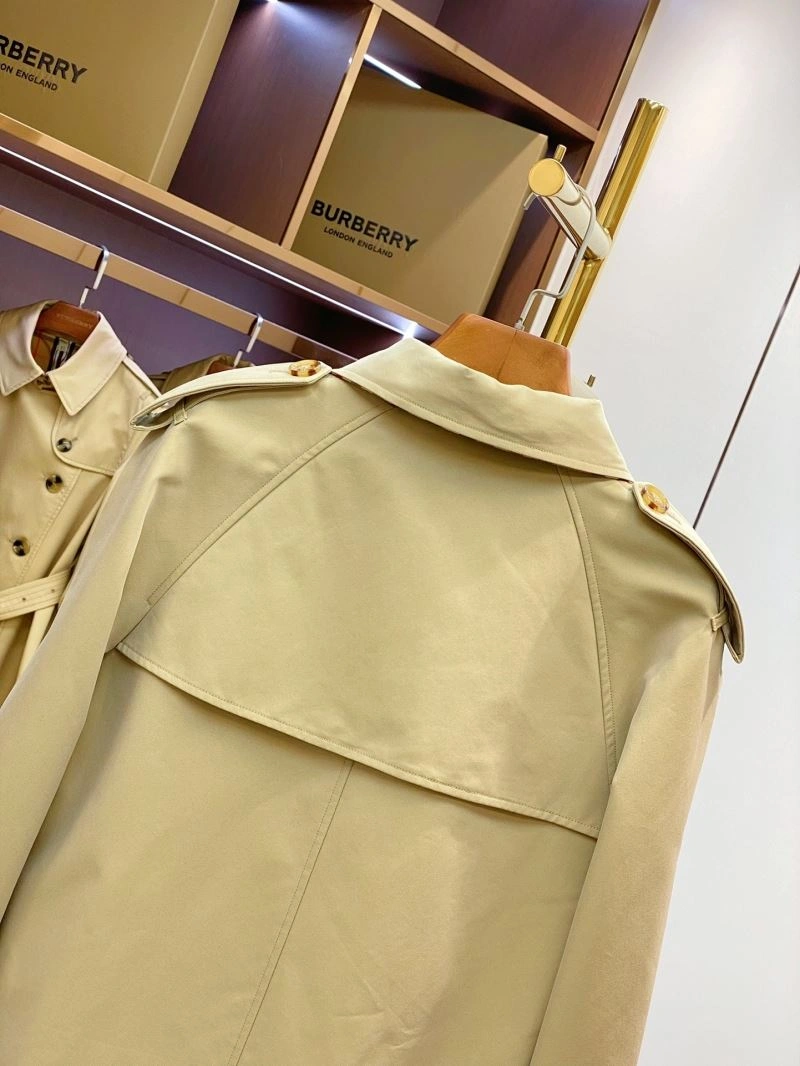 TravelReady Burberry Outwear 103689