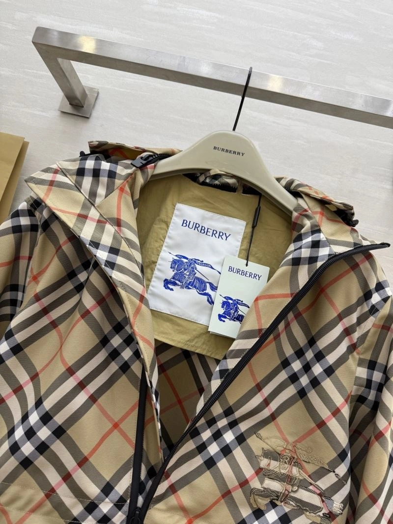 Burberry Outwear HighQuality 103686