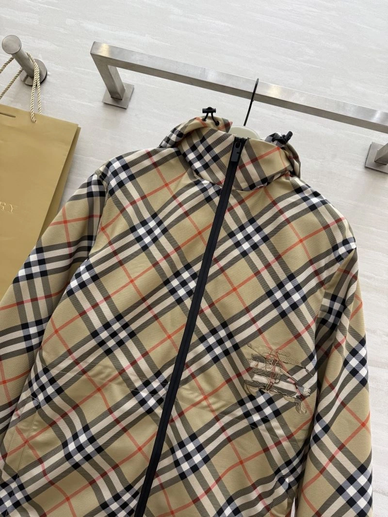 Burberry Outwear HighQuality 103686