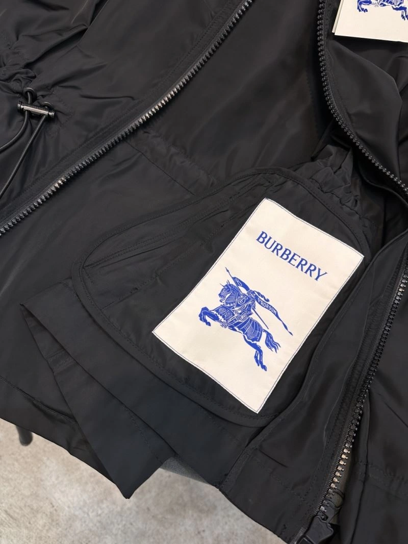 Breathable Burberry Outwear 103692