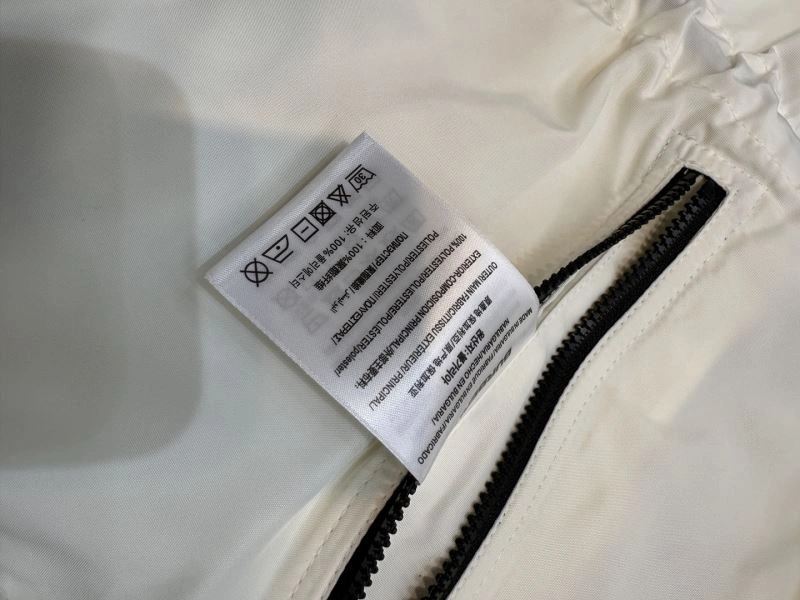 Casual Burberry Outwear 103725