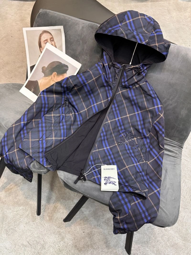 Burberry Outwear Flexible 103683