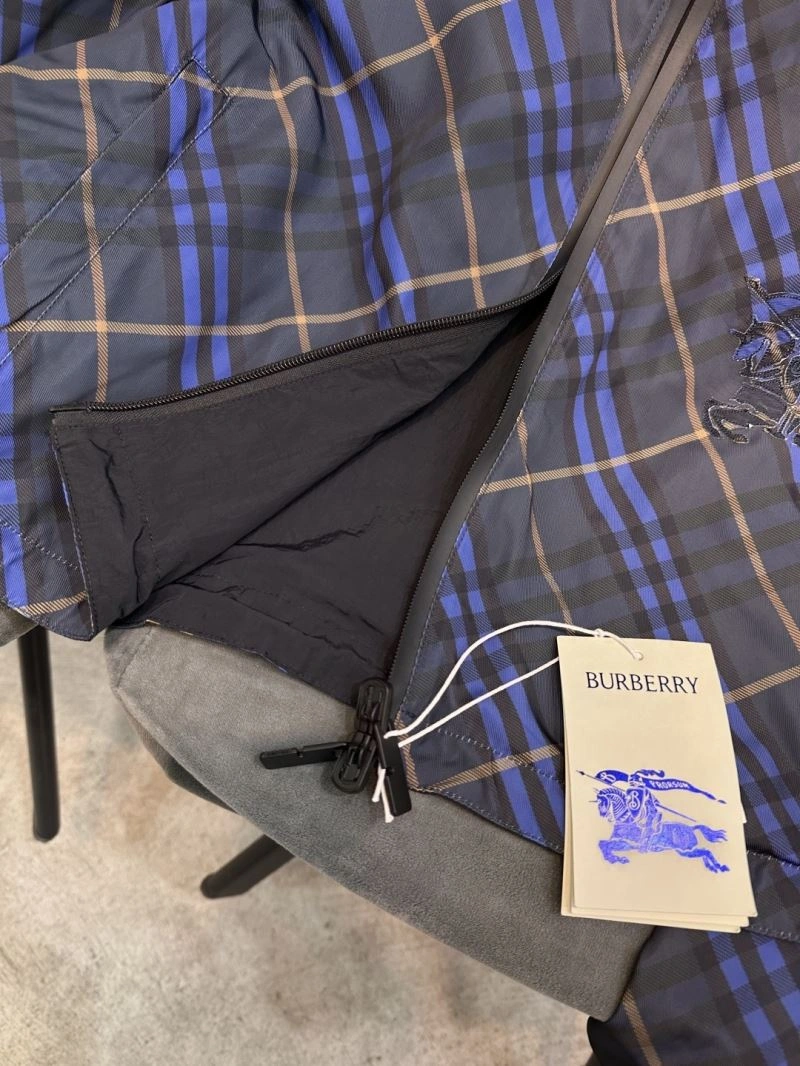 Burberry Outwear Flexible 103683