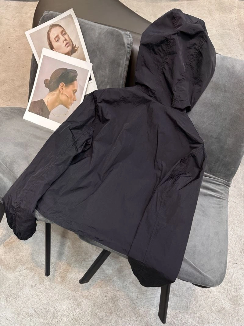 Burberry Outwear Flexible 103683