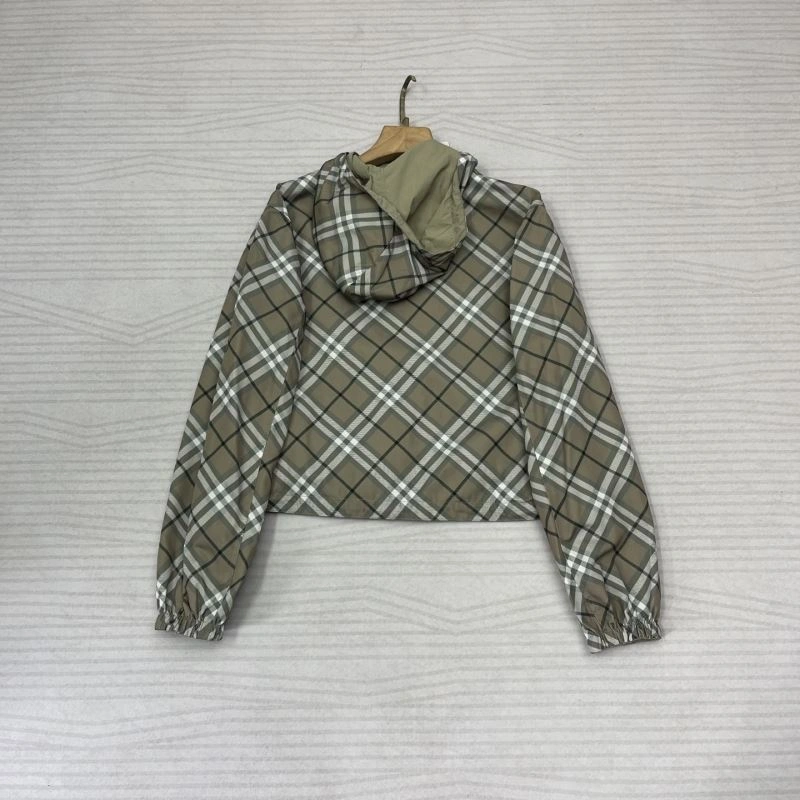 Burberry Outwear Minimalist 103682