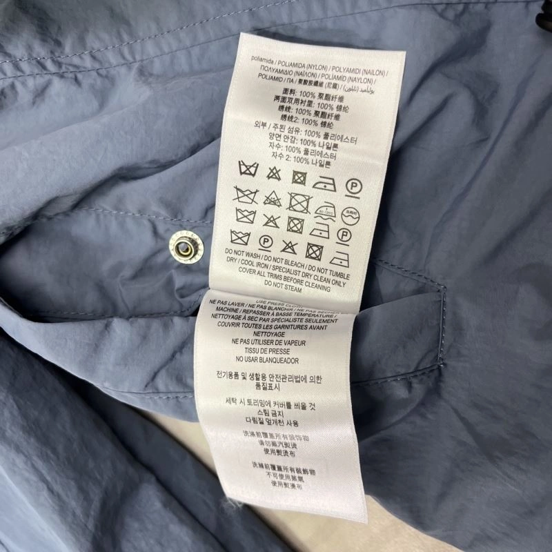 Burberry Outwear Minimalist 103682