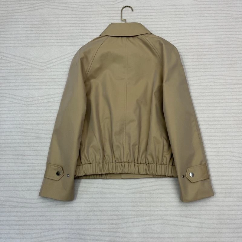 Burberry Outwear Classic 103680