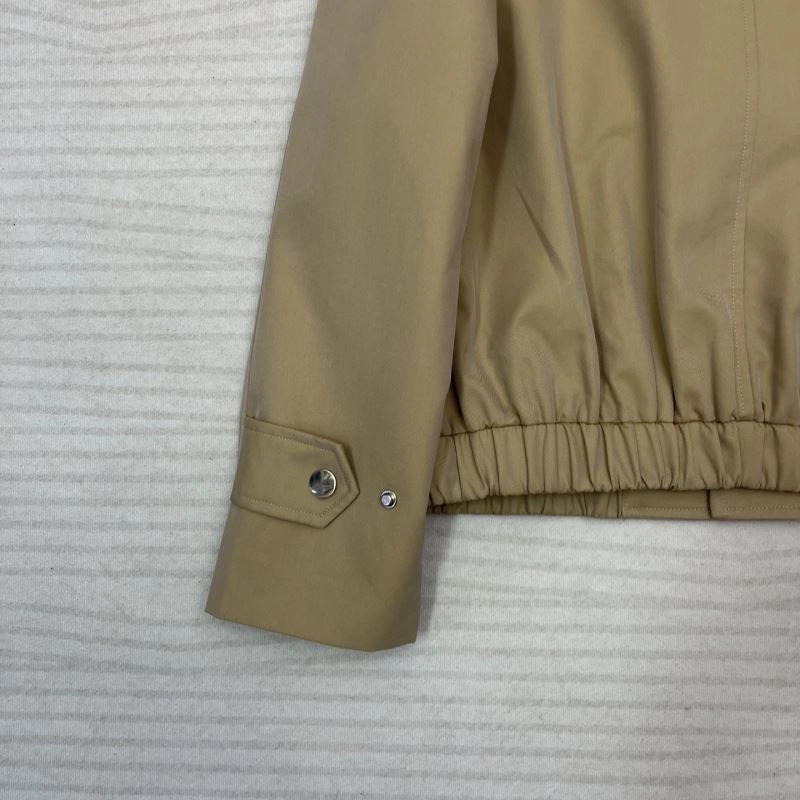Burberry Outwear Classic 103680
