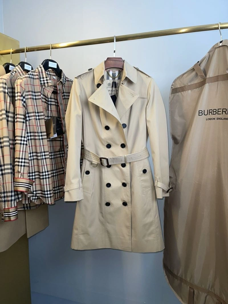 Casual Burberry Outwear 103679