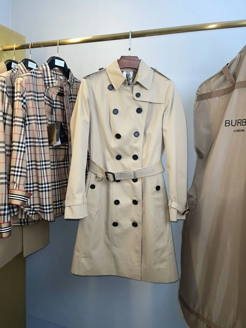 Casual Burberry Outwear 103679