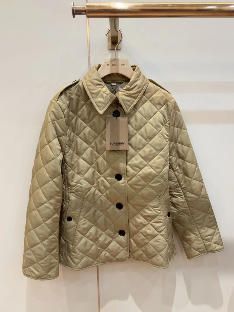 Burberry Outwear TravelReady 103674