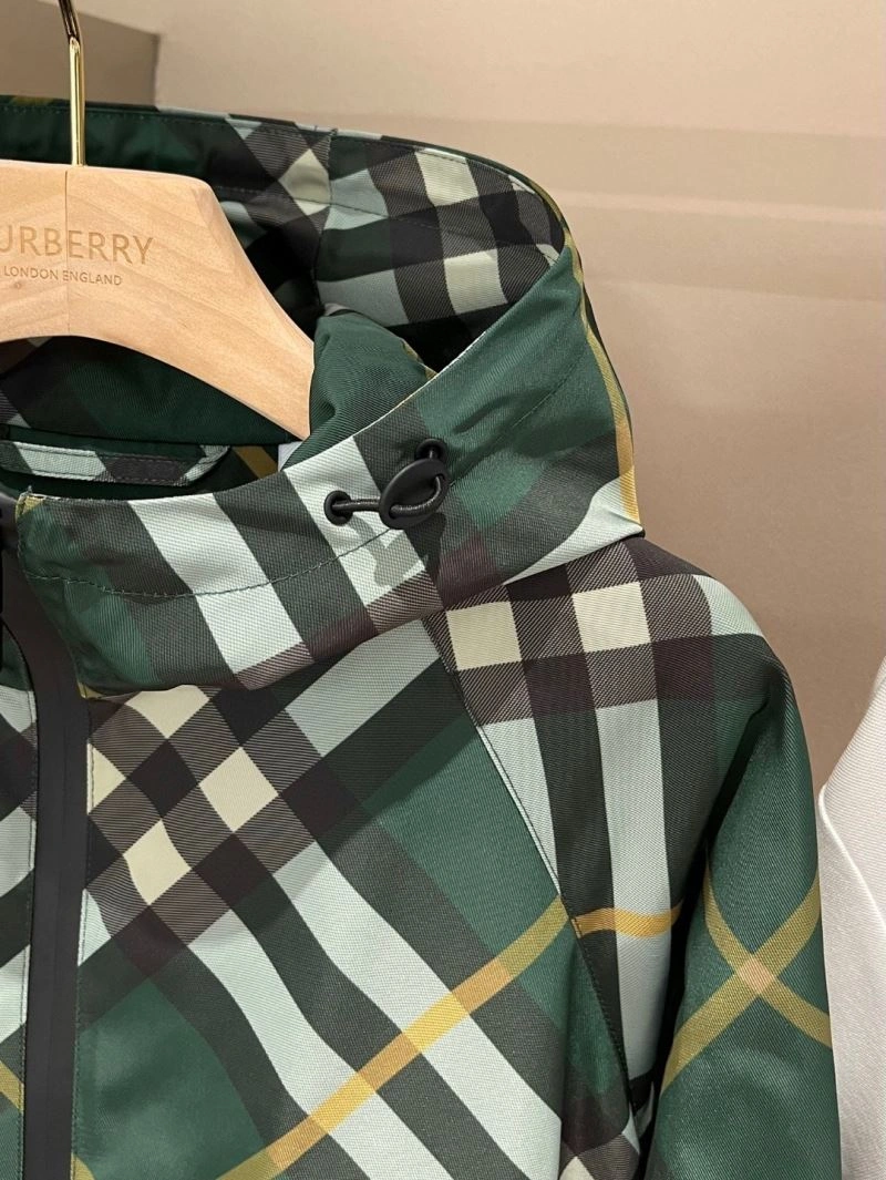 TimelessDesign Burberry Outwear 103677