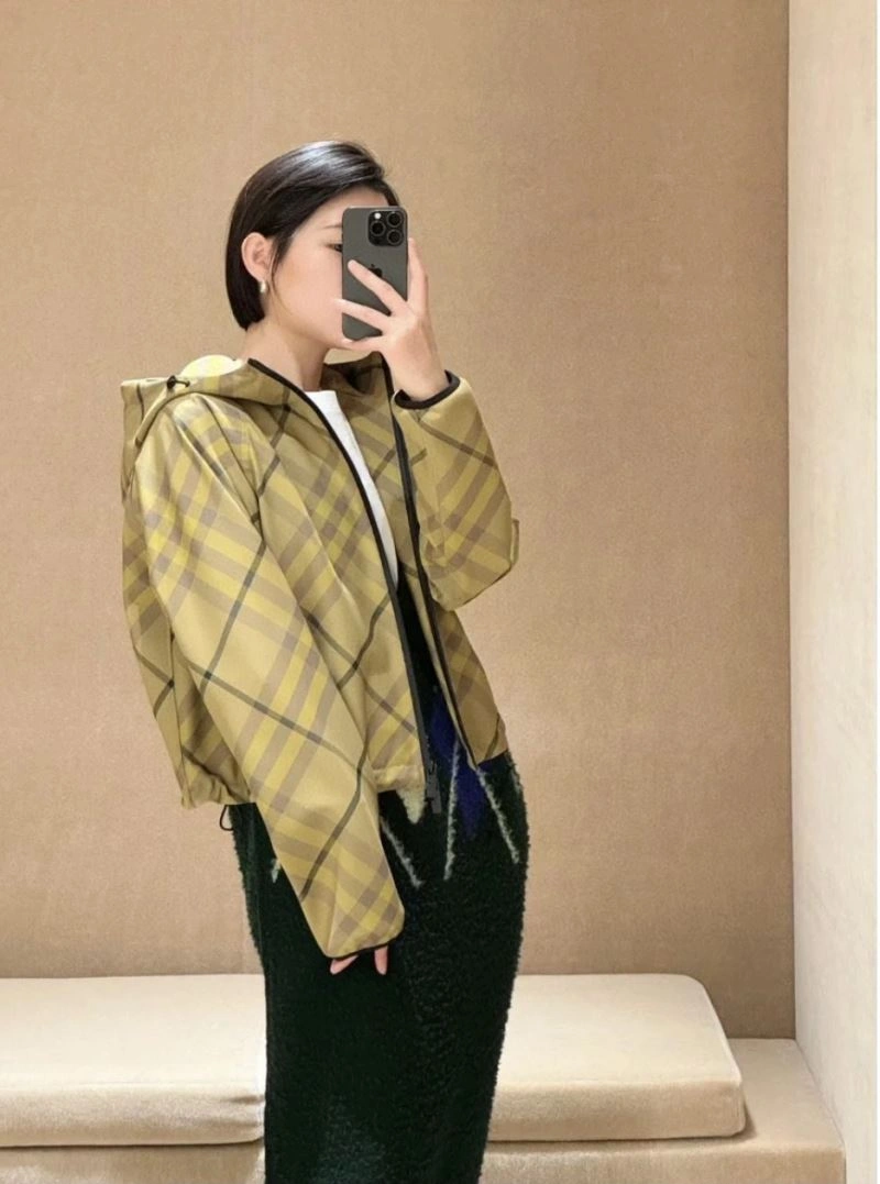 Durable Burberry Outwear 103676