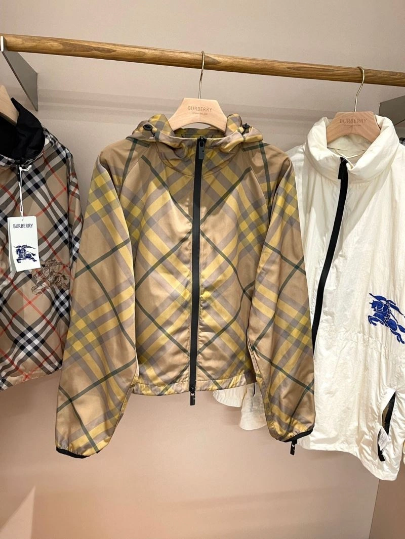 Burberry Outwear EasyCare 103672