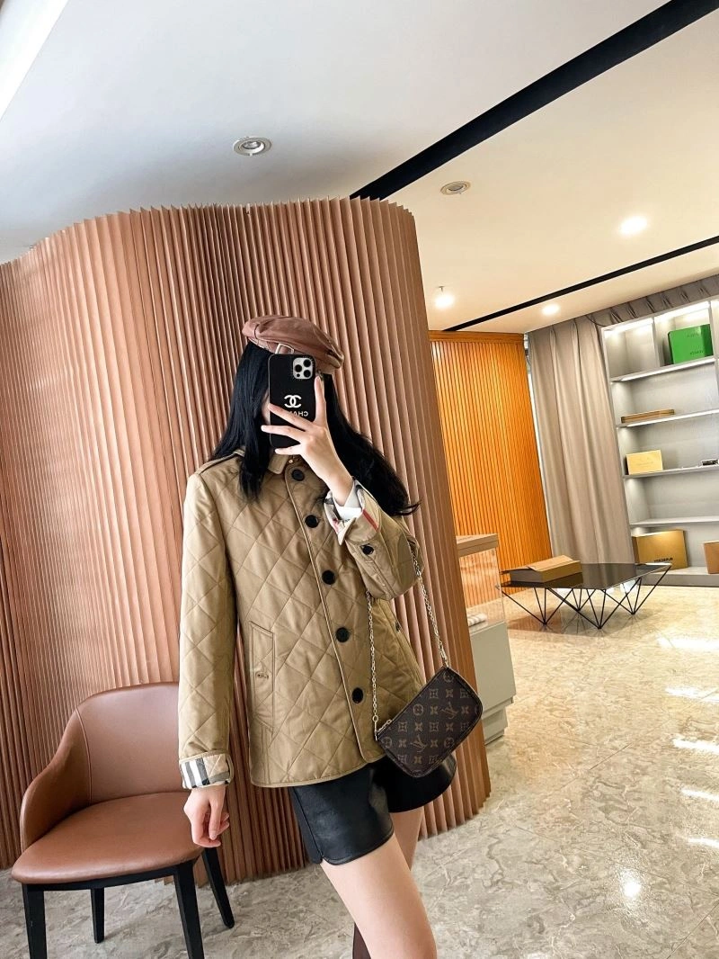 Burberry Outwear Functional 103670