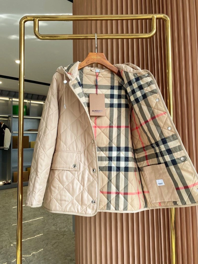 Burberry Outwear Durable 103710