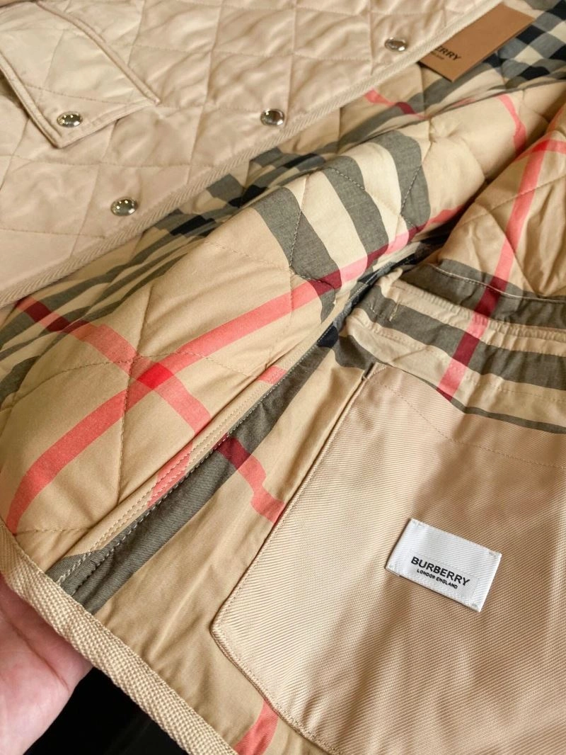 Burberry Outwear Durable 103710