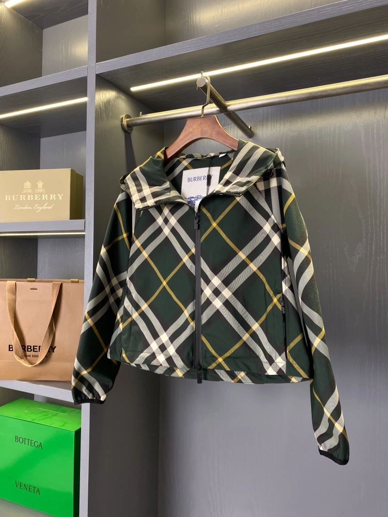 Trendy Burberry Outwear 103667