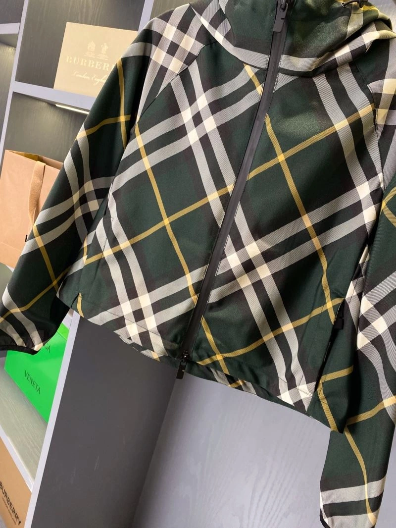 Trendy Burberry Outwear 103667