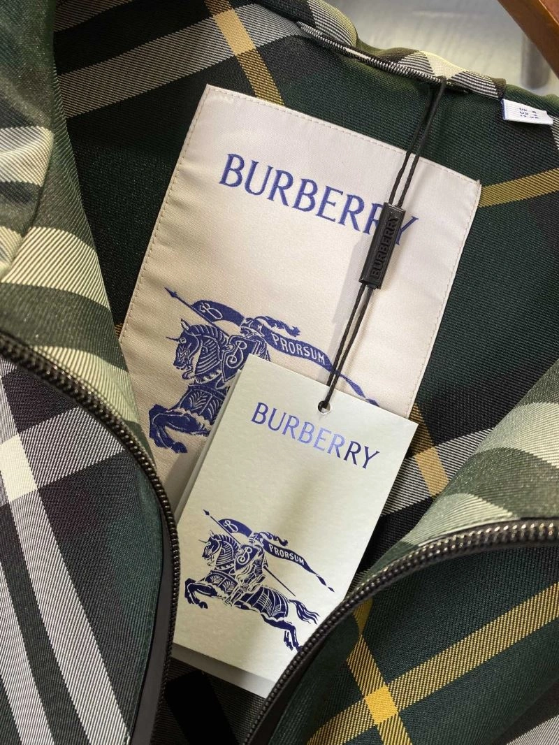 Trendy Burberry Outwear 103667