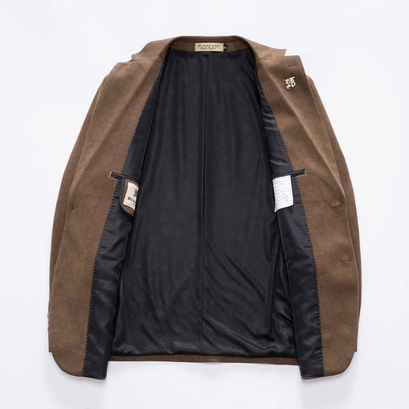 Burberry Outwear ComfortFit 99400