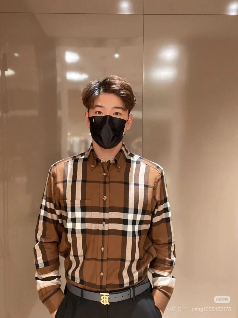 Burberry Outwear SmoothTexture 103116
