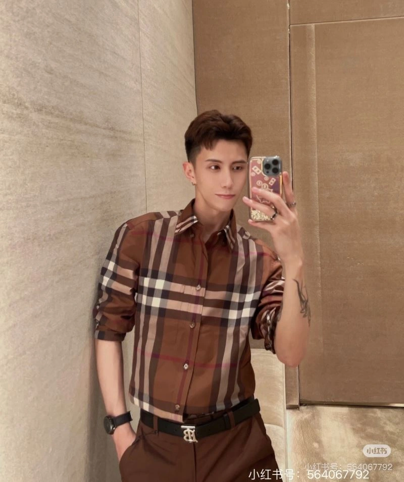 Burberry Outwear SmoothTexture 103116