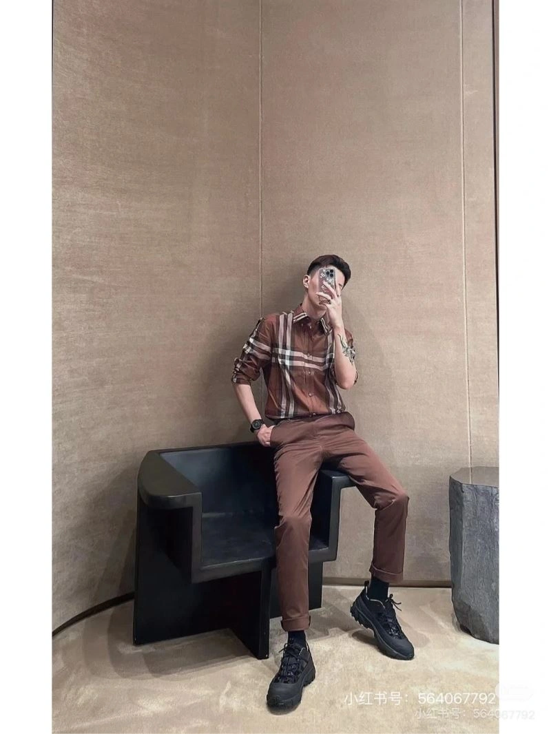 Burberry Outwear SmoothTexture 103116