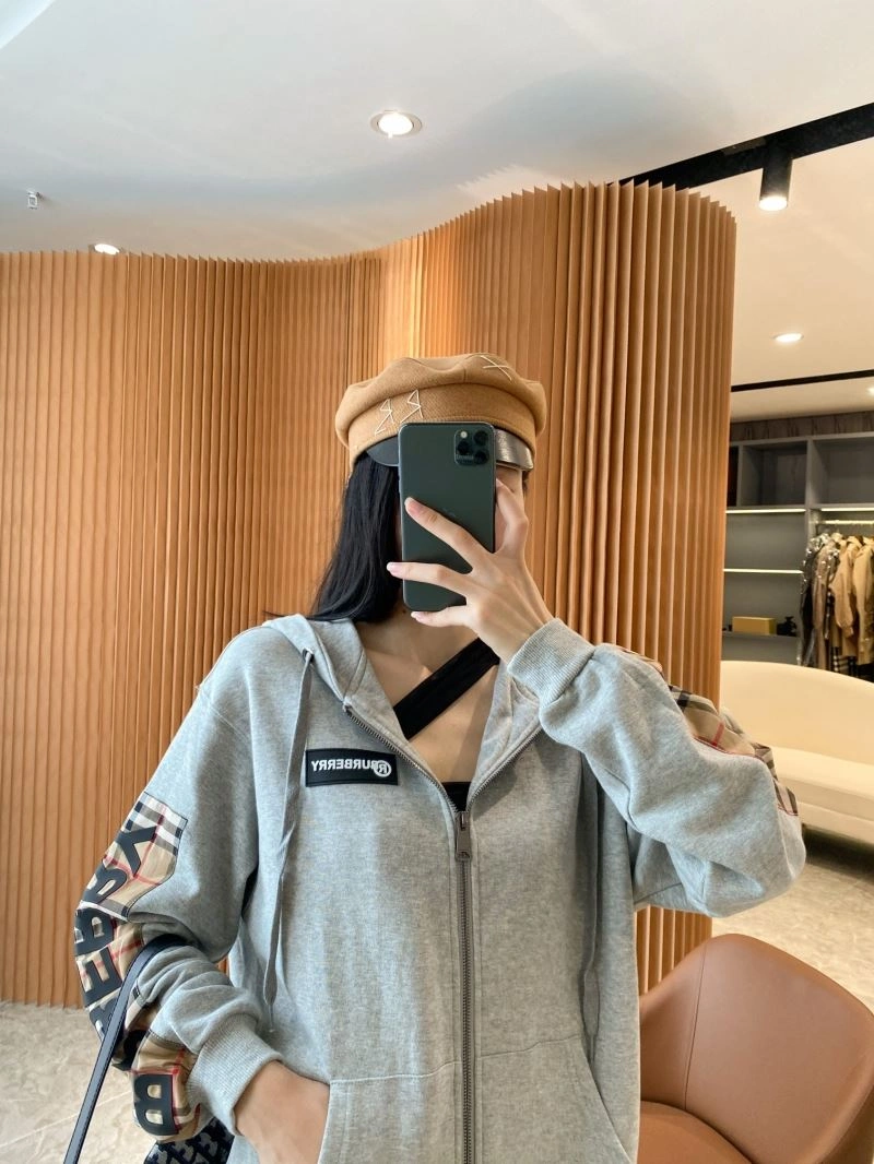 Burberry Outwear Original 103110