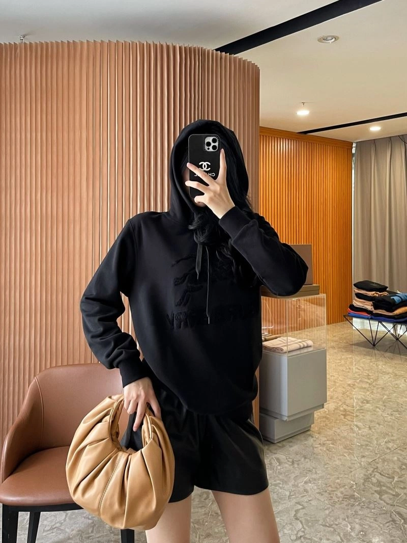 Neat Burberry Outwear 103103