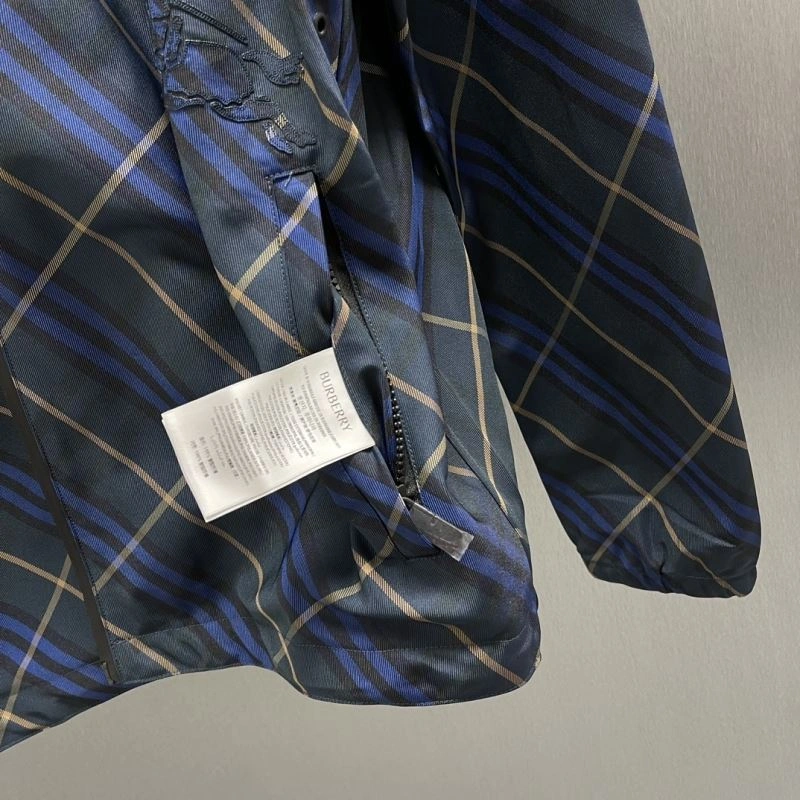 Burberry Outwear Packable 103107