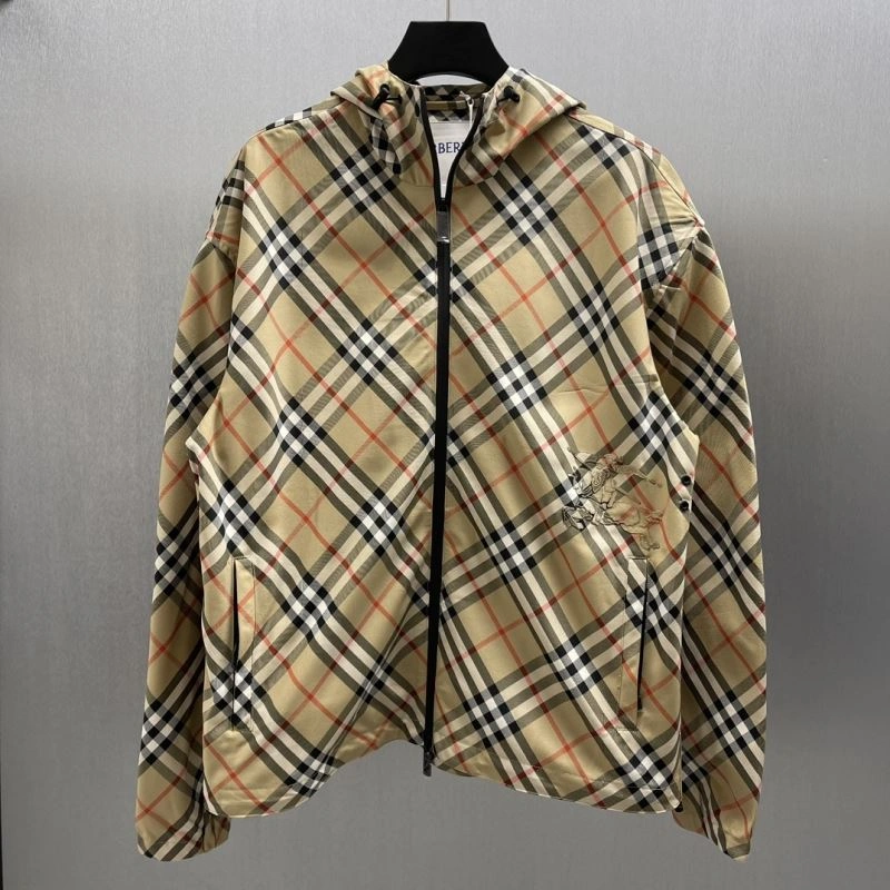 Comfortable Burberry Outwear 103105