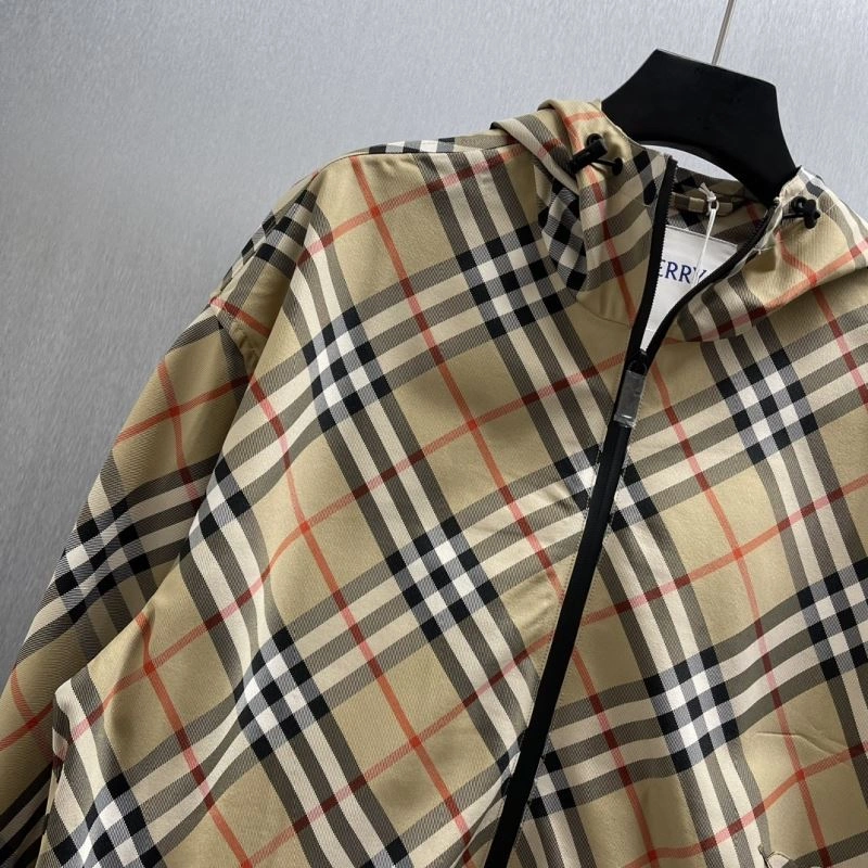 Comfortable Burberry Outwear 103105