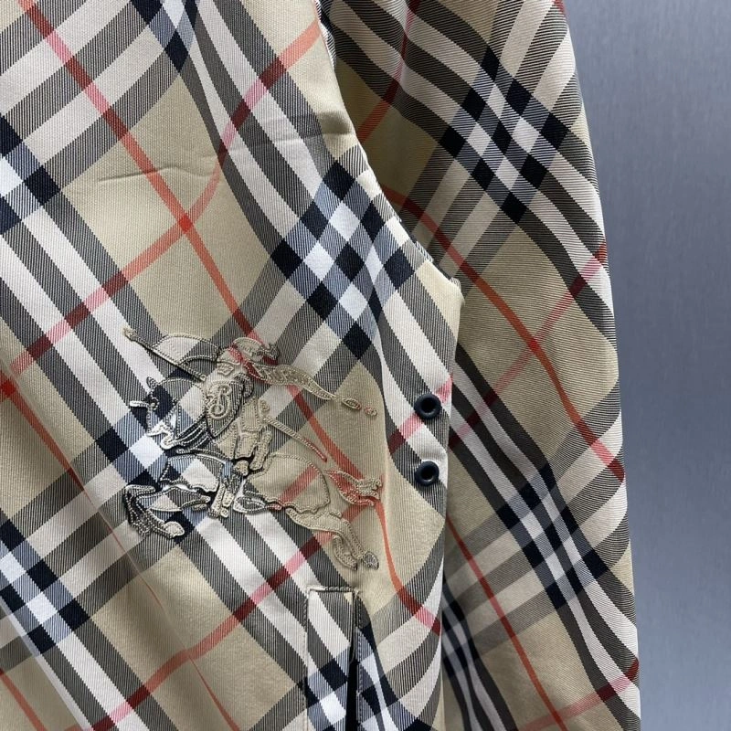 Comfortable Burberry Outwear 103105