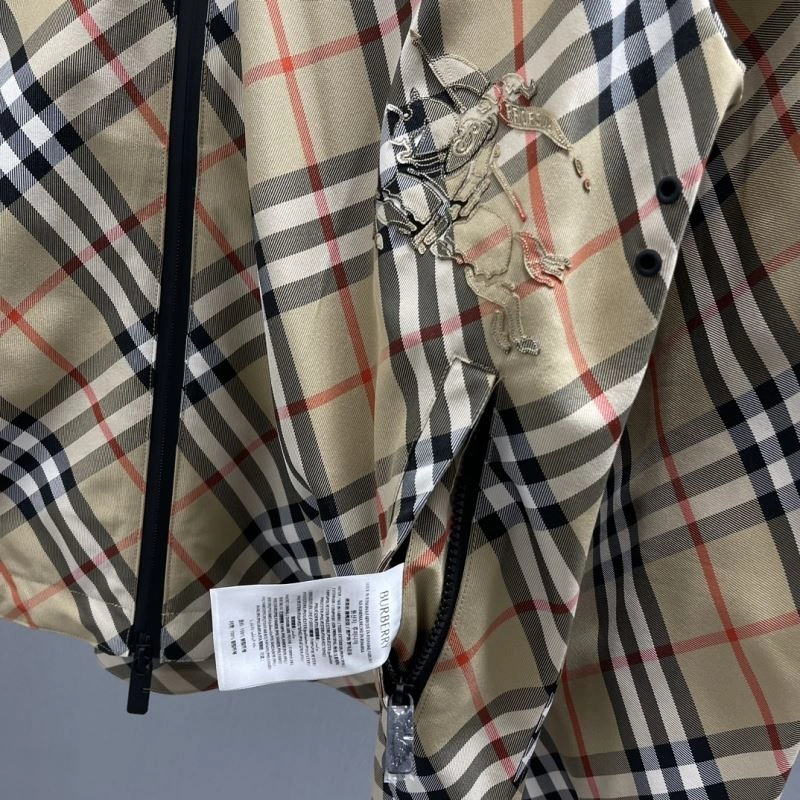 Comfortable Burberry Outwear 103105