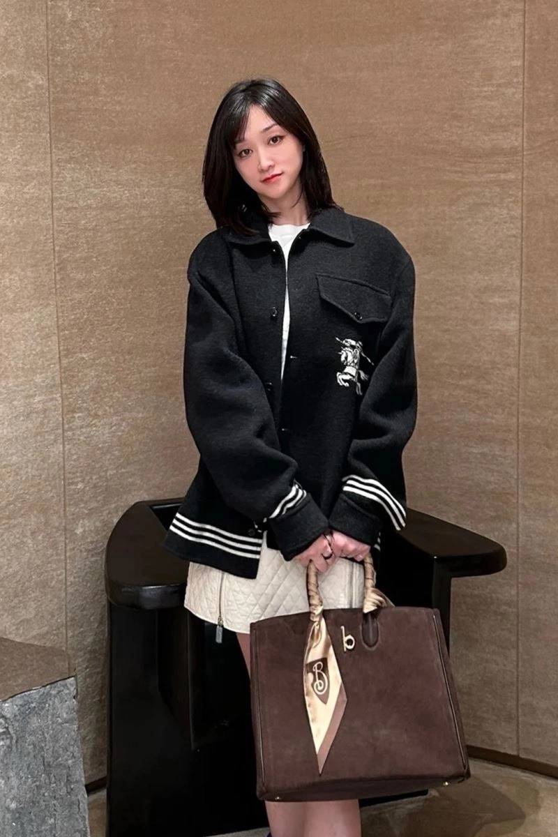 Burberry Outwear TopPick 103100