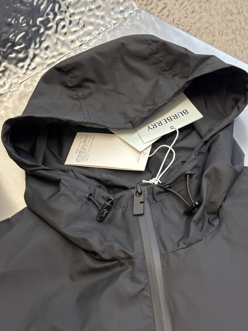 Burberry Outwear ModernLook 103097